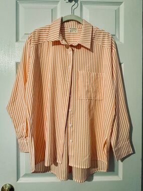 Uncharted Threads: striped button-down shirt - Peach/White